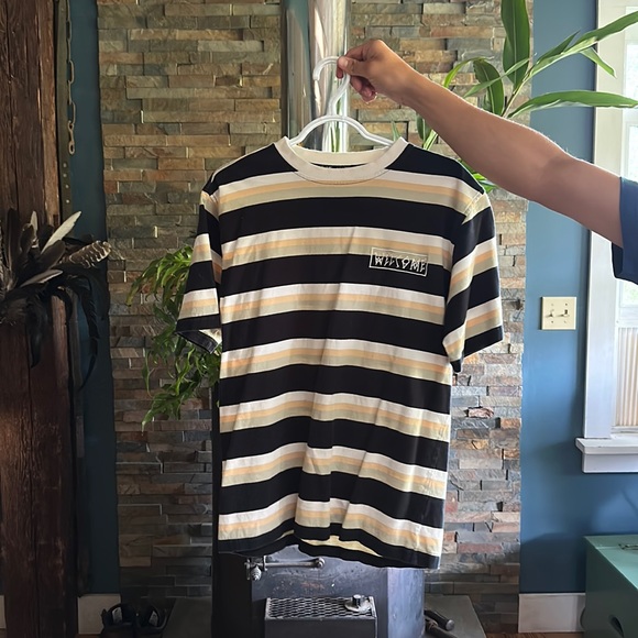 Men’s Medium Welcome Tshirt - Picture 1 of 1